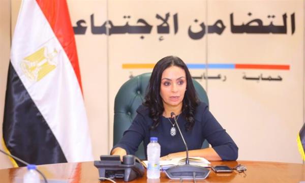 وزيرة التضامن الاجتماعي تترأس اجتماعًا مع رئيستي المجلسين القومي للمرأة والطفولة والأمومة