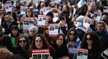   عائلات المحتجزين الإسرائيليين بغزة: يجب وقف الحرب وإبرام صفقة شاملة