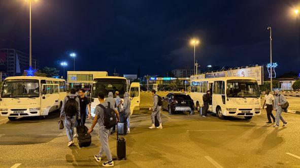 لهذا السبب.. طائرة بيراميدز تعود للهبوط اضطراريا فى أنجولا