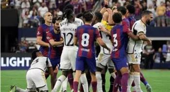   كلاسيكو الأرض لحظة بلحظة.. نهاية الوقت الأصلي للمباراة وبرشلونة يحافظ على تفوقه