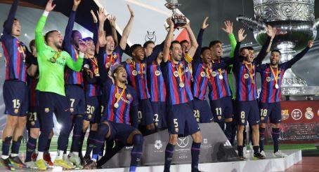 ليلة سقوط الملك.. برشلونة يكتسح ريال مدريد ويتوج بكأس السوبر الإسباني