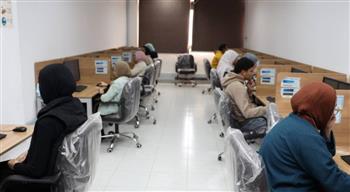   انتظام الامتحانات النظرية بكلية تكنولوجيا العلوم الصحية التطبيقية في جامعة الإسماعيلية