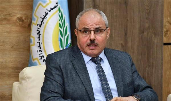 اليوم.. 975 طالبًا يؤدون الامتحانات بكلية الألسن جامعة قناة السويس