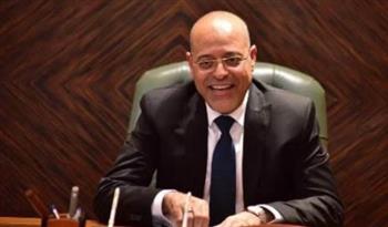   صرف 20 ألف جنيه للعامل المصاب من أعلى "سقالة" نقابة الصحفيين