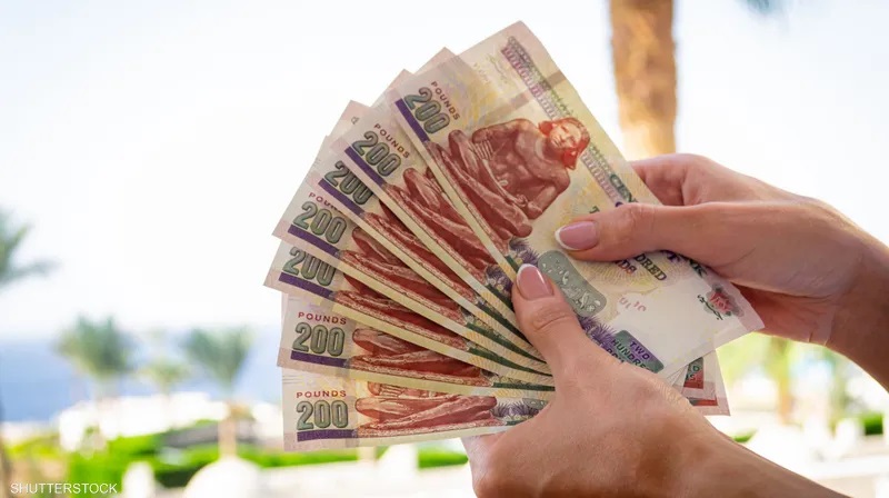 بشرط واحد.. هل تجوز الصدقة من فوائد البنوك؟