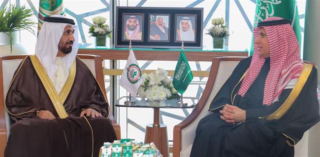 "اليماحي" يشيد بالمبادرات السعودية السبَّاقة في التعامل مع الأزمات في المنطقة