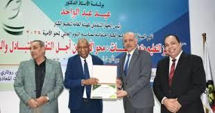   عبد الواحد والعجمي  يفتتحان احتفالية اليوم العربي لمحو الأمية