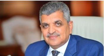   أسامة ربيع يشهد توقيع مذكرة تبادل رؤى مع الشركة العمانية للخدمات اللوجستية