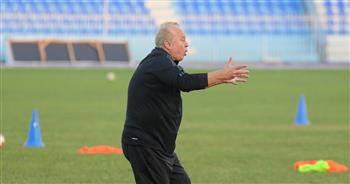 شوقي غريب يعلن تشكيل غزل المحلة لمواجهة بيراميدز