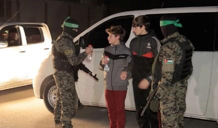 إعلام إسرائيلي: الاتفاق يشمل الإفراج عن 3 محتجزين في اليوم الأول
