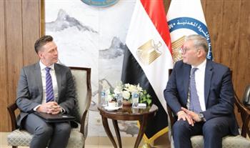   مباحثات مشتركة بين وزير البترول والمدير الإقليمى لشركة شيفرون العالمية 