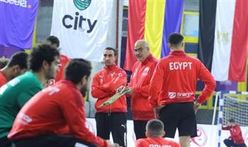   طارق محروس يُعلن قائمة منتخب الناشئين لمواجهة التشيك وديًا استعدادًا لمونديال اليد