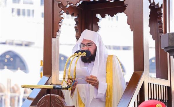 إمام المسجد الحرام : الآيات القرآنية والأحاديث النبوية البَلْسَم والشِّفاء لكل دَاءٍ عَيَاء