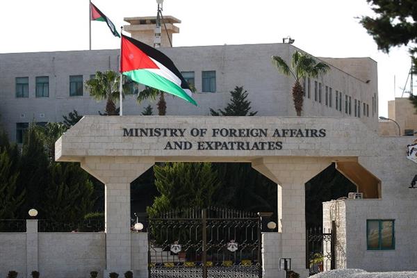 الأردن وغينيا الاستوائية يُوقعان على بيان مشترك لإقامةِ علاقات دبلوماسية بينهما