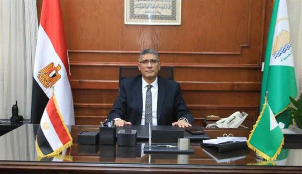 محافظ الجيزة يقرر زيادة وقت امتحان اللغة العربية بإحدى المدارس