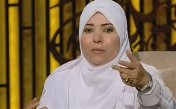   هبة عوف تدعم نشوى مصطفي وتوضح حكم نزول الأرملة في فترة العدة