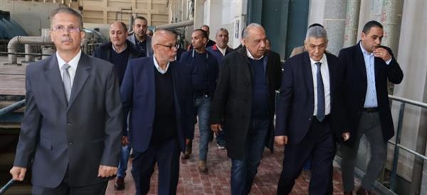 وزير الكهرباء فى زيارة ميدانية إلى محطة توليد كهرباء عتاقة البخارية بمحافظة السويس