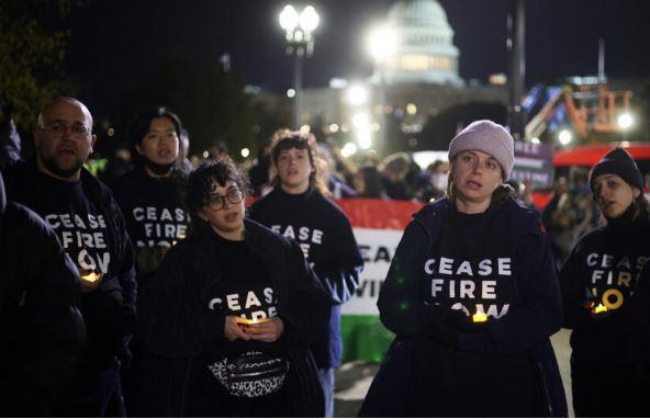 بينهم يهود.. نشطاء يتظاهرون في أمريكا دعمًا لفلسطين