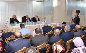   استمر لساعات ..تفاصيل لقاء وزير الصناعة بمحافظة القليوبية و مستثمري  العبور