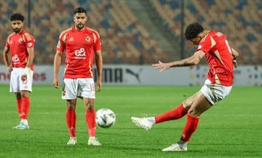 اتفرج في البيت.. قناة مجانية تنقل مباراة الأهلي وشباب بلوزداد