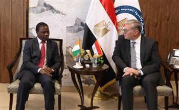   مباحثات مشتركة بين وزير البترول وسفير كوت ديفوار فى مجالات التعدين