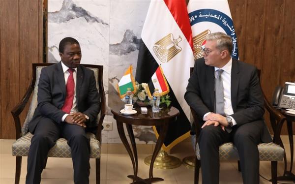 مباحثات مشتركة بين وزير البترول وسفير كوت ديفوار فى مجالات التعدين