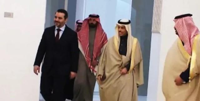 وزير الخارجية السعودي يعقد جلسة مباحثات مع نظيره في الحكومة الانتقالية السورية