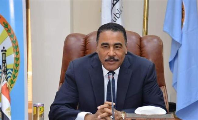 محافظ مطروح ووزير الشباب يشيدان بالتعاون المشترك لتوفير الخدمات والأنشطة