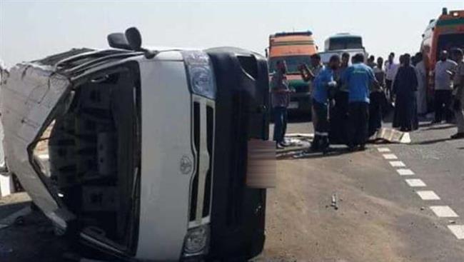 إصابة 6 أشخاص إثر انقلاب ميكروباص فى منشأة القناطر