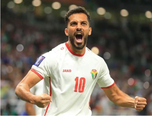 الأهلي يقترب من ضم مهاجم مونبلييه الفرنسي