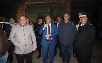   بعد السيطرة على حريق ثلاجة خضار أجهور.. محافظ القليوبية ومدير الأمن يتابعان عملية التبريد