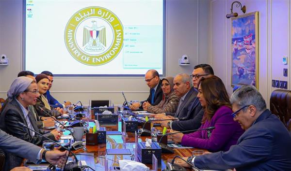 3 وزراء يناقشون التكامل بشأن البنية التحتية لمنظومة إدارة المخلفات