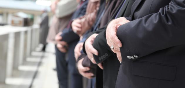 هل يجوز لمن فاتته صلاة الجنازة آداؤها بعد دفن الميت؟