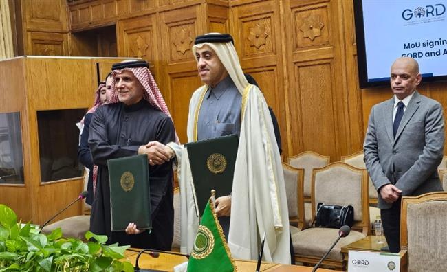 الجامعة العربية و "الخليجية للبحث" توقعان مذكرة تفاهم لتعزيز فرص تبادل المعرفة والخبرات