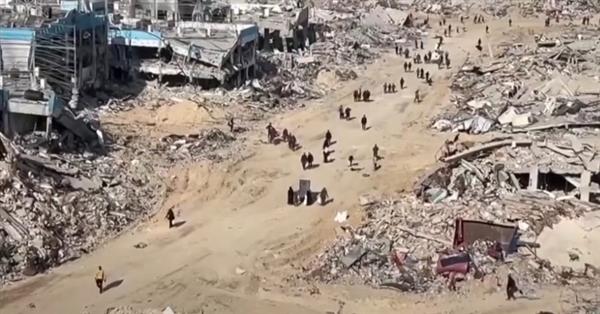 النازحون يعودون إلى جباليا.. أكثر المدن التي ذاقت ويلات عدوان الاحتلال