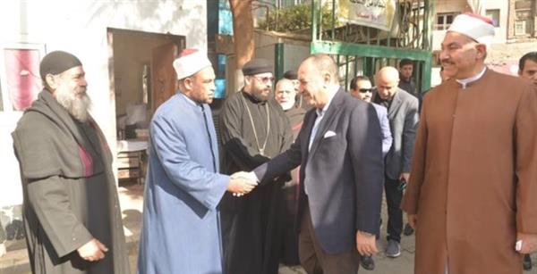 محافظ أسيوط يتفقد معهد جنوب مصر  الجامعي للأورام