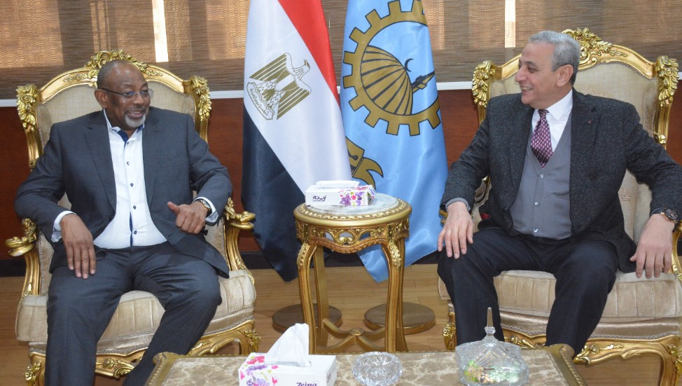 محافظ الغربية يستقبل وزير الزراعة النيجيري لبحث سبل التعاون المشترك