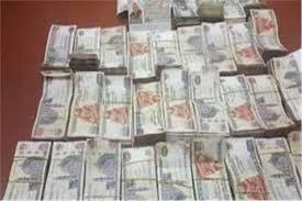 الأجهزة الأمنية تكشف غموض سرقة 5000 دولار أمريكي و 300 جرام ذهب ببني سويف