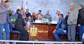 سوهاج تعقد اللقاء الجماهيري الأسبوعي للاستماع لمطالب المواطنين