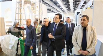   وزير الثقافة يتفقد التجهيزات النهائية لمعرض القاهرة الدولي للكتاب