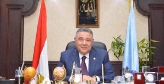 محافظ البحر الأحمر يعتمد تصميمات أراضي الشباب بالغردقة