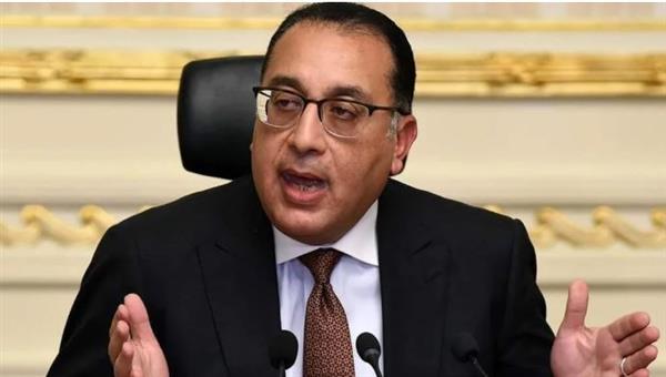 رئيس الوزراء يهنئ وزير الداخلية بمناسبة الاحتفال بعيد الشرطة