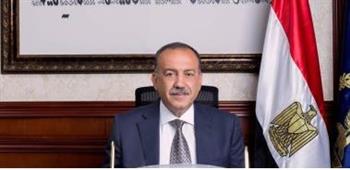   محافظ أسيوط يكرم فريق عمل منظومة الشكاوى التابعة لـ"مجلس الوزراء"