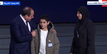  الرئيس السيسي يكرم أسماء عدد من شهداء الشرطة