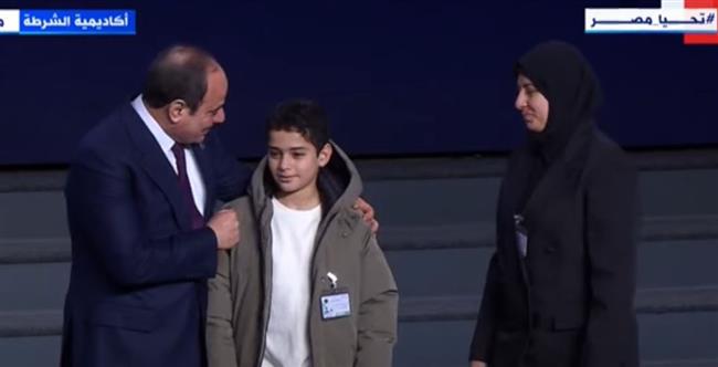 الرئيس السيسي يكرم أسماء عدد من شهداء الشرطة