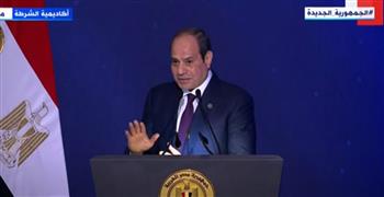  الرئيس السيسي لـ المصريين: "اطمئنوا.. الله موجود ومطلع على تصرفاتنا"