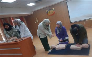   تدريب العاملين بالتأمين الصحي فى القليوبية على إنعاش القلب الرئوي 