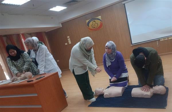 تدريب العاملين بالتأمين الصحي فى القليوبية على إنعاش القلب الرئوي