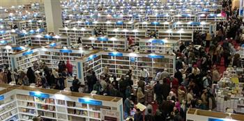   معرض الكتاب.. القومي لثقافه الطفل يبدأ برنامجه في جناح الطفل