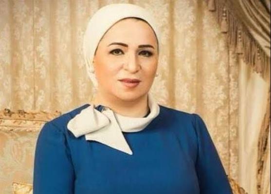 السيدة انتصار السيسي تهنئ رجال الشرطة بعيدهم : درع مصر وحماتها